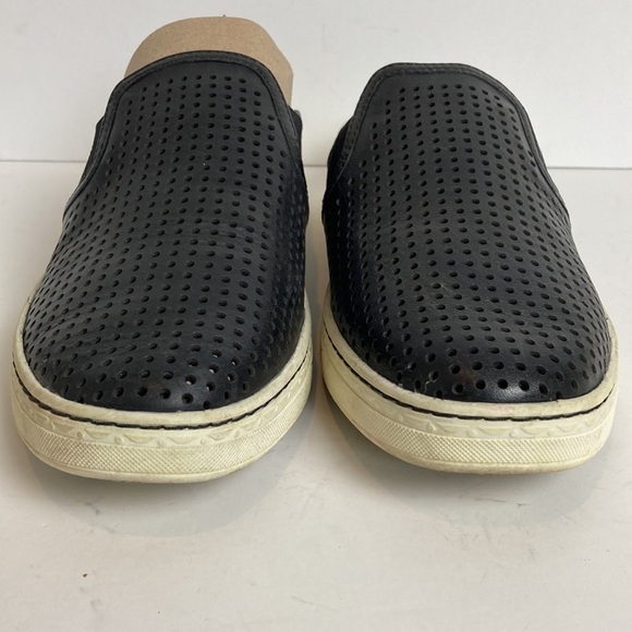 EARTH Zest Black Leather Slip-On Perforated Slides Size 9 Comfort Walking Summer - Picture 11 of 16